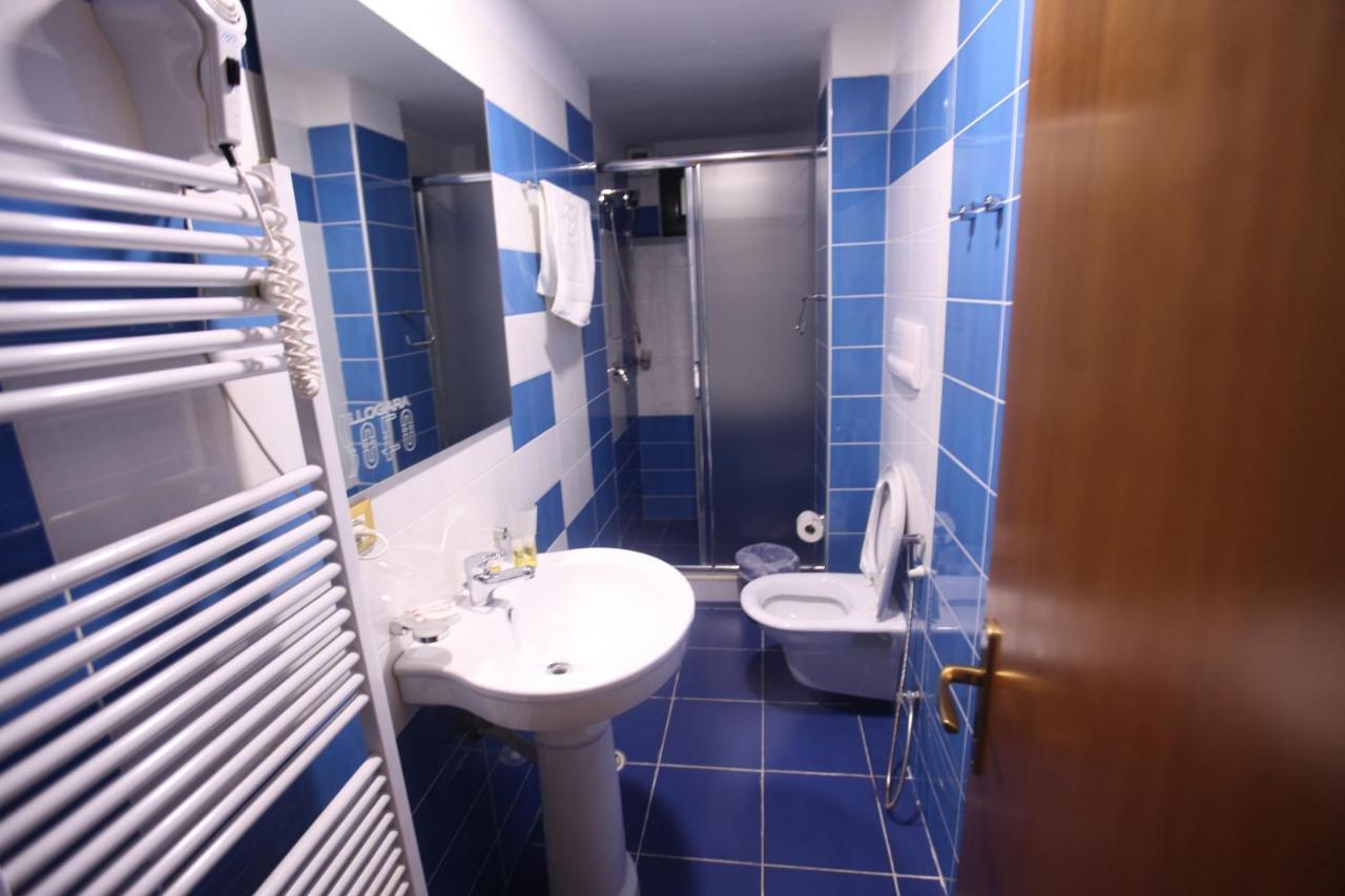 Hotel Sofo Dukat Exteriör bild